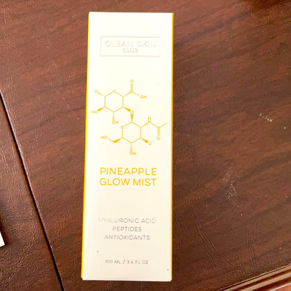 Clean Skin Club-pineapple glow mist
